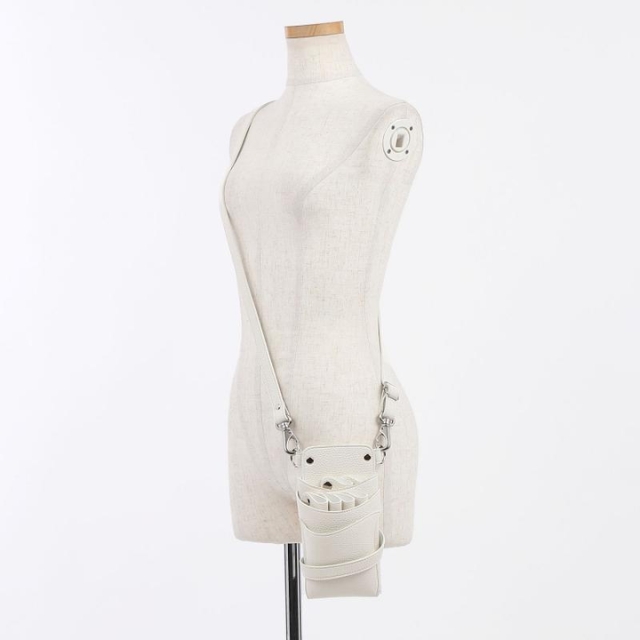 DEEDS シエーナ アイボリーホワイト シルバー金具 シボ素材