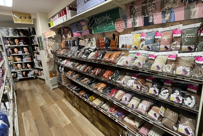 ファイブ池袋店 内観